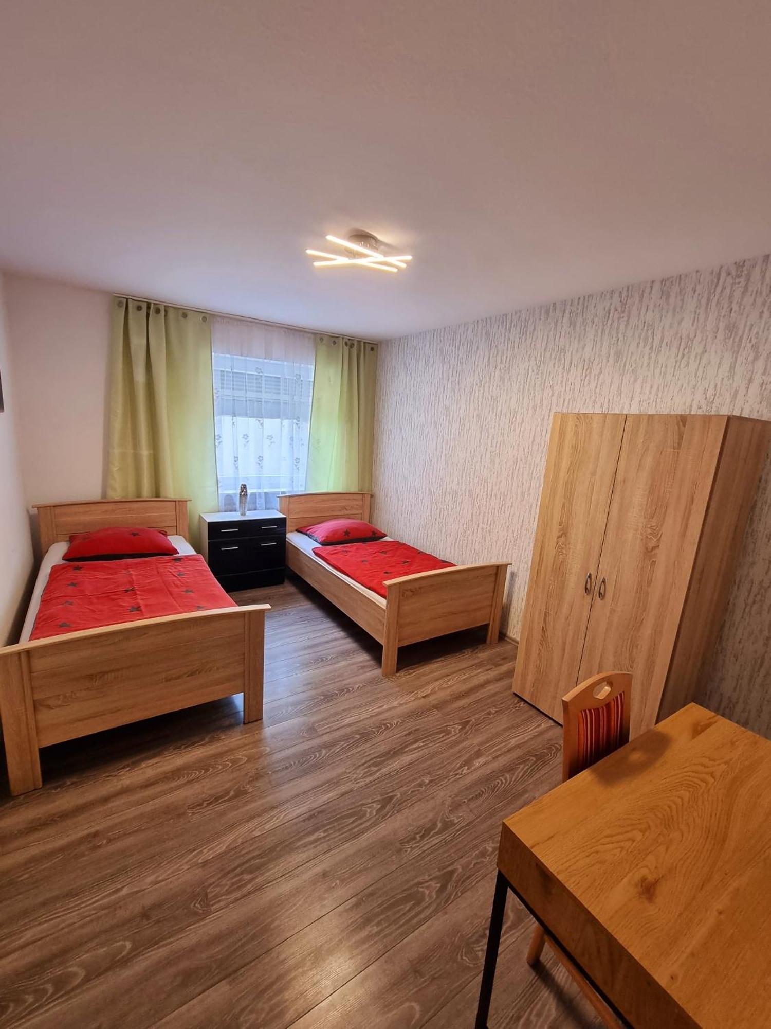 Workershome - Business Apartments - Monteurwohnungen เวิร์ทไฮม์ ห้อง รูปภาพ